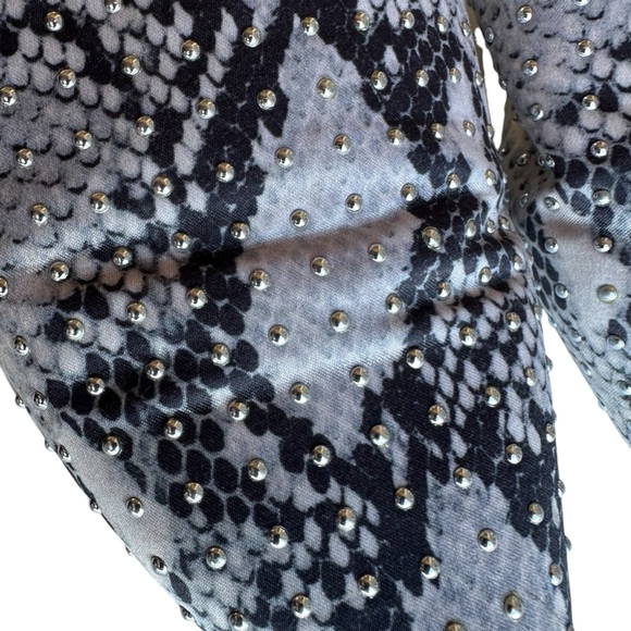 Madden Girl Tania Snake Skin Print Studded Mules in Size 9 - Picture 7 of 8